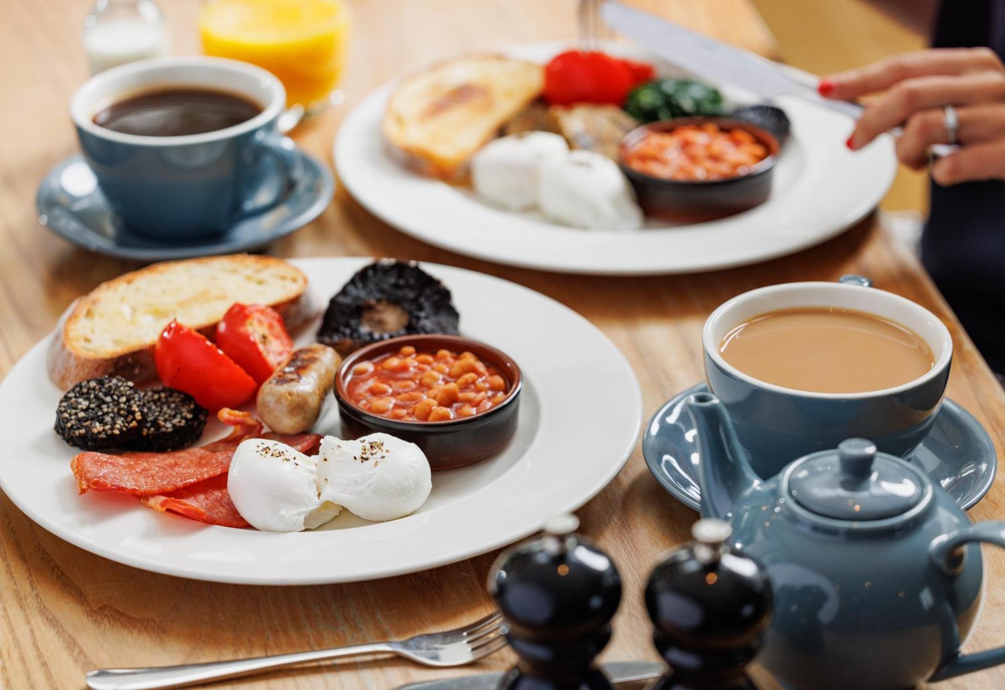 Embankment Hotel Bedford Bagian luar foto